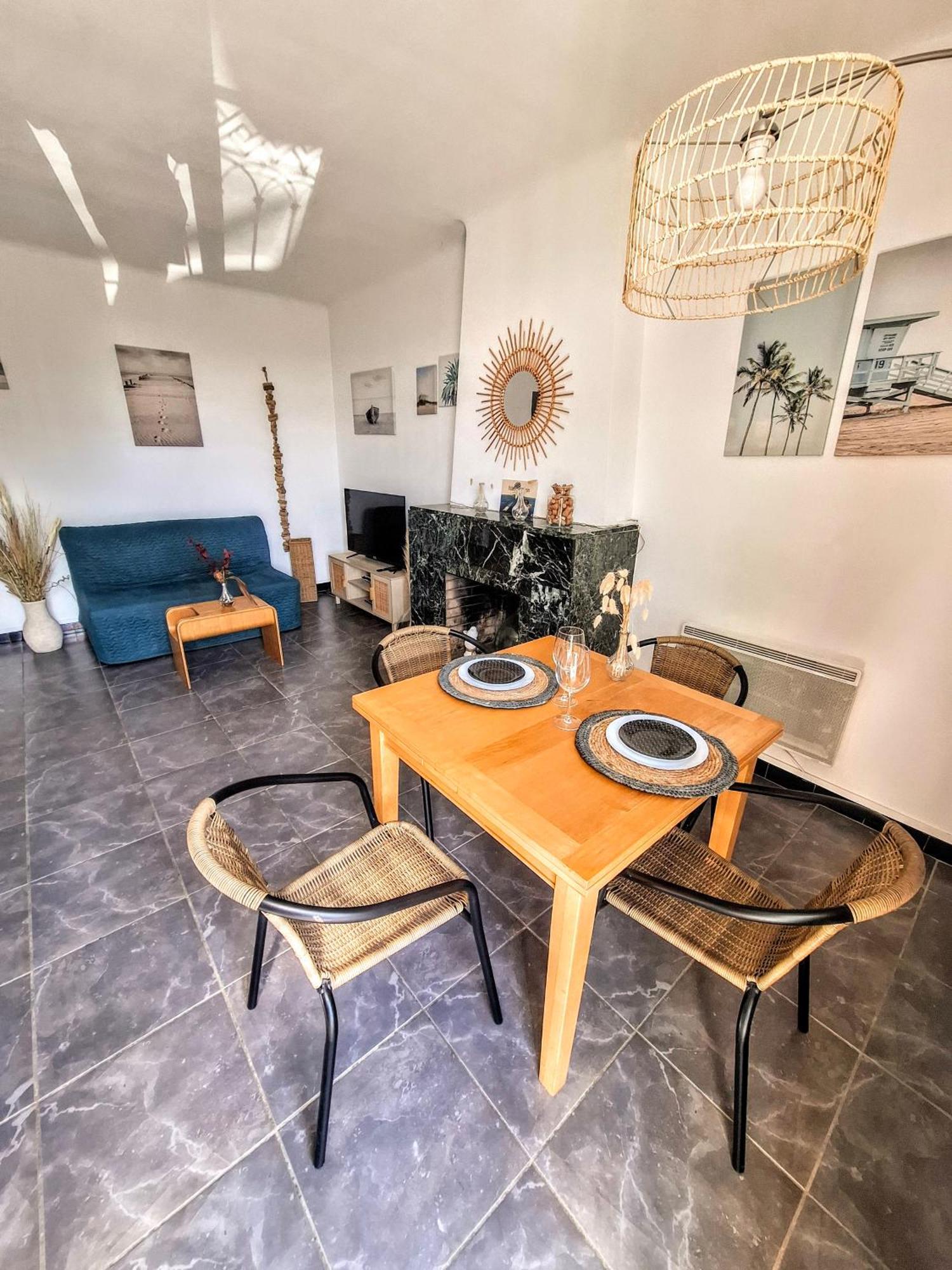 Horizon Bleu Apartment Бузиг Екстериор снимка